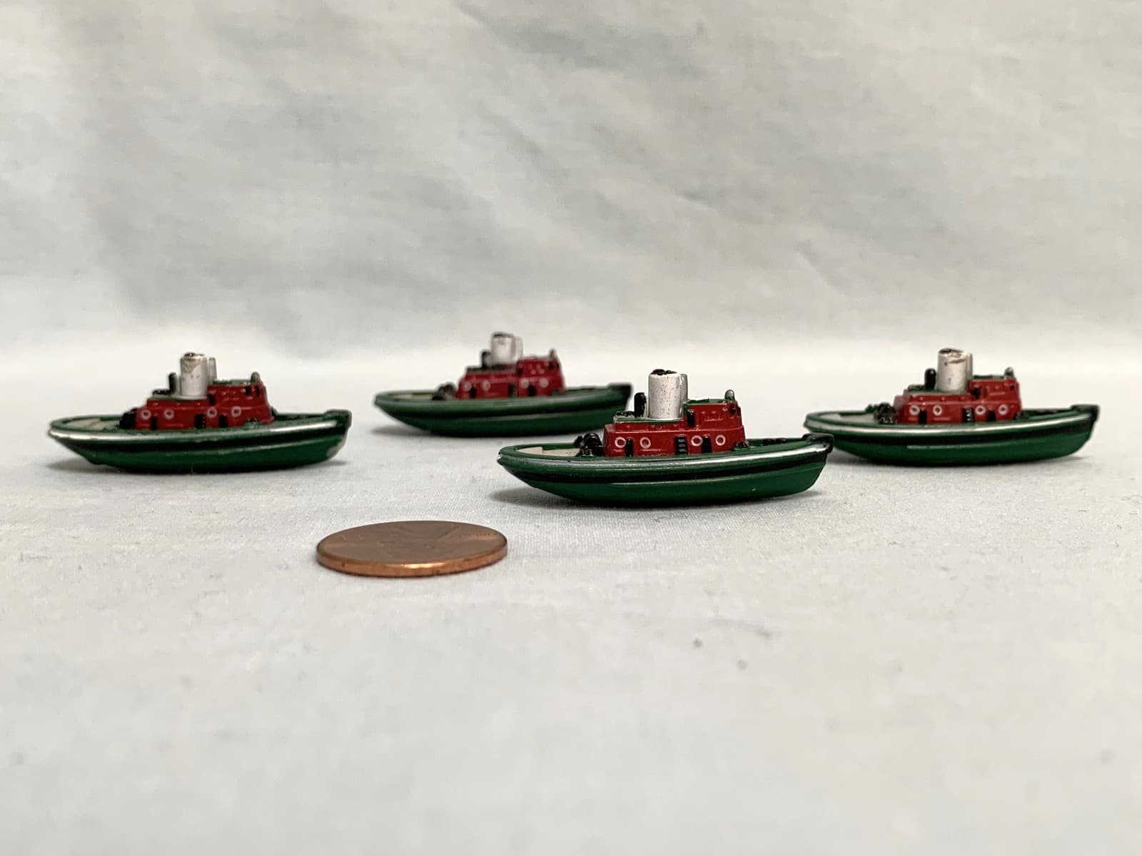 4 1987 VINTAGE 1 1/2" MINIATURE MICRO MACHINES TUG BOATS MARINE TOW GREEN GALOOB 5