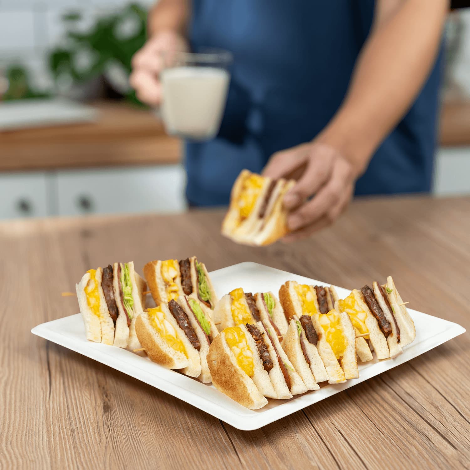 Karat Earth 10”x 10” Paper Square Plate, PFAS Free, Molded Fiber, White - 500 pc 2