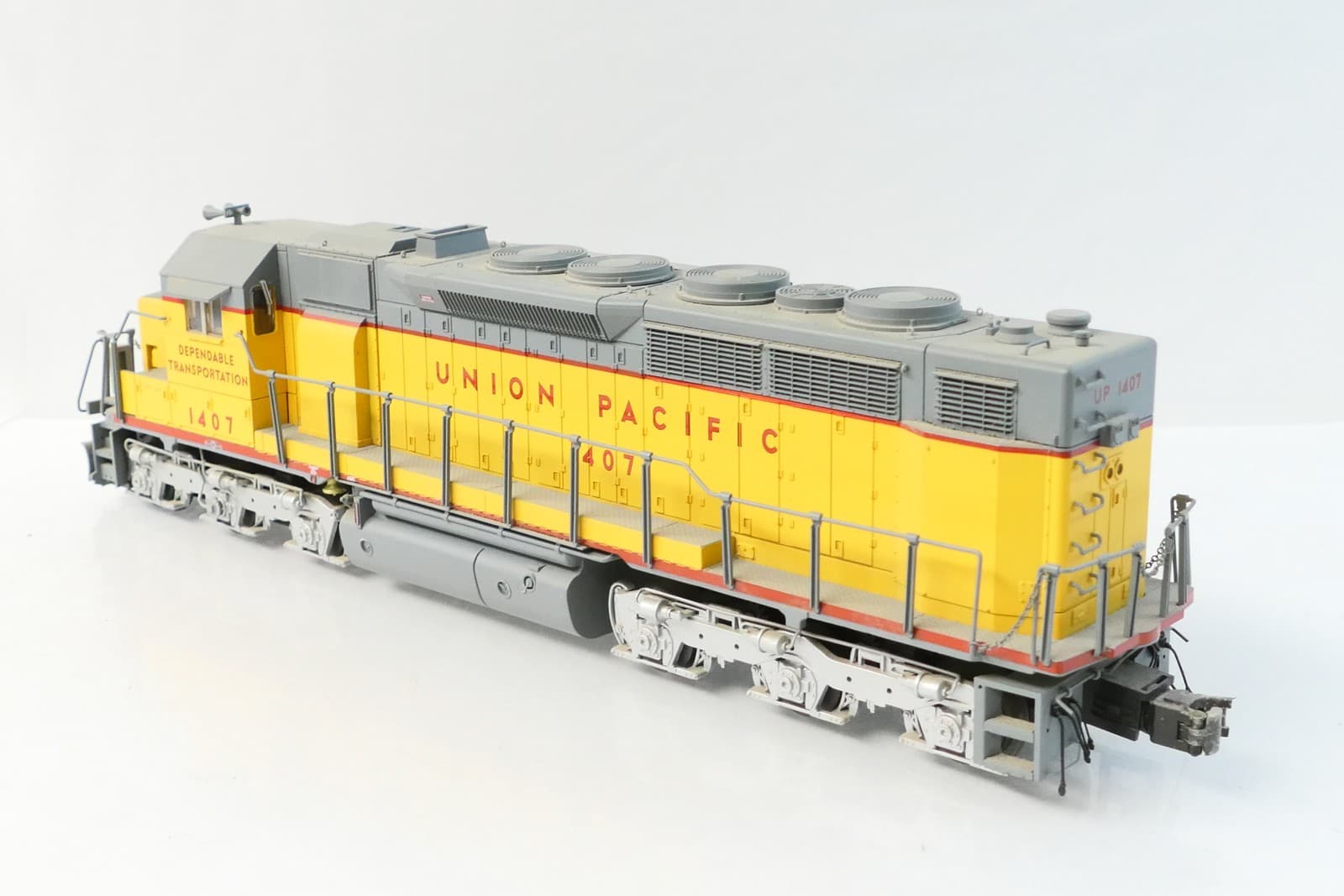 Atlas 6812-2 O AC Union Pacific 1407 EMD SDP-35 Diesel Locomotive (3-Rail) #1407 3