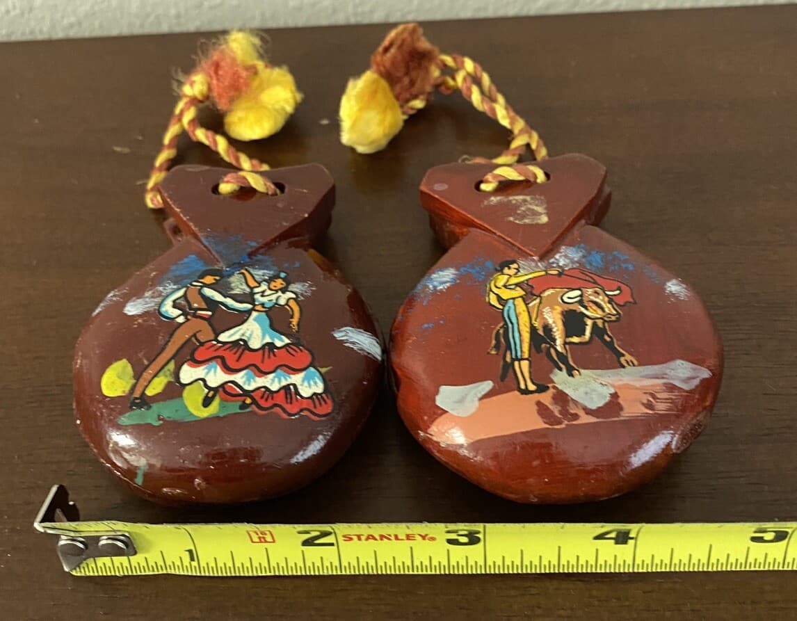 Vintage Hand Painted Wooden Castanets from Spain Bullfighter Set Of 2 6