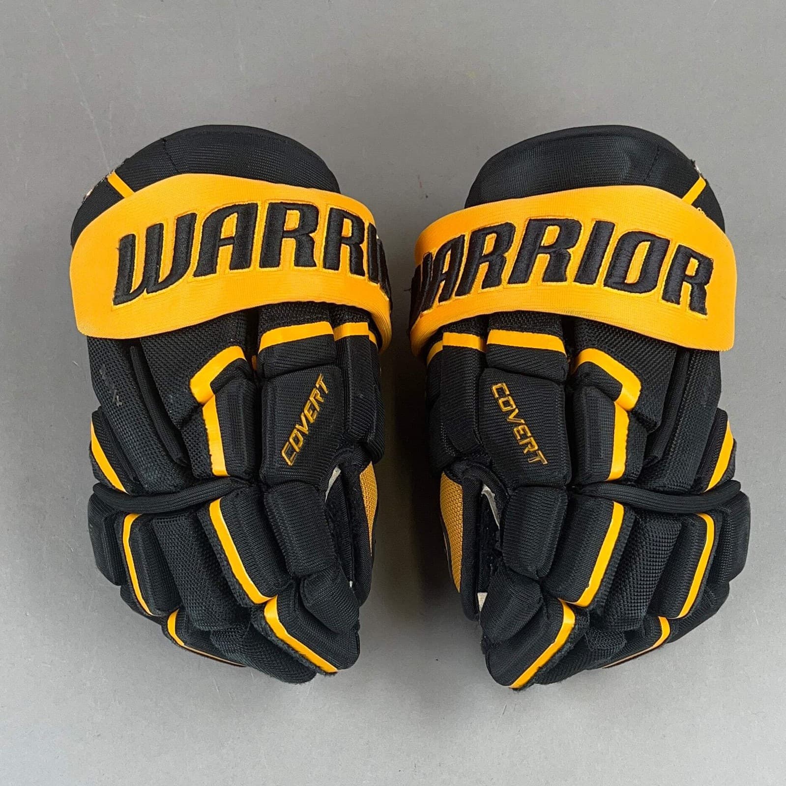 Bauer Covert Pro Junior 12" Hockey Gloves