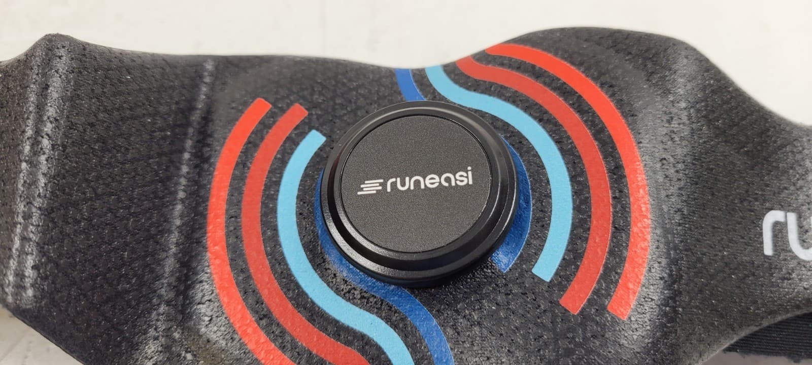 RUNEASI RUNNING GAIT ANALYSIS WEARABLE BELT SENSOR SMART SENSOR NEW (READ BELOW) 3