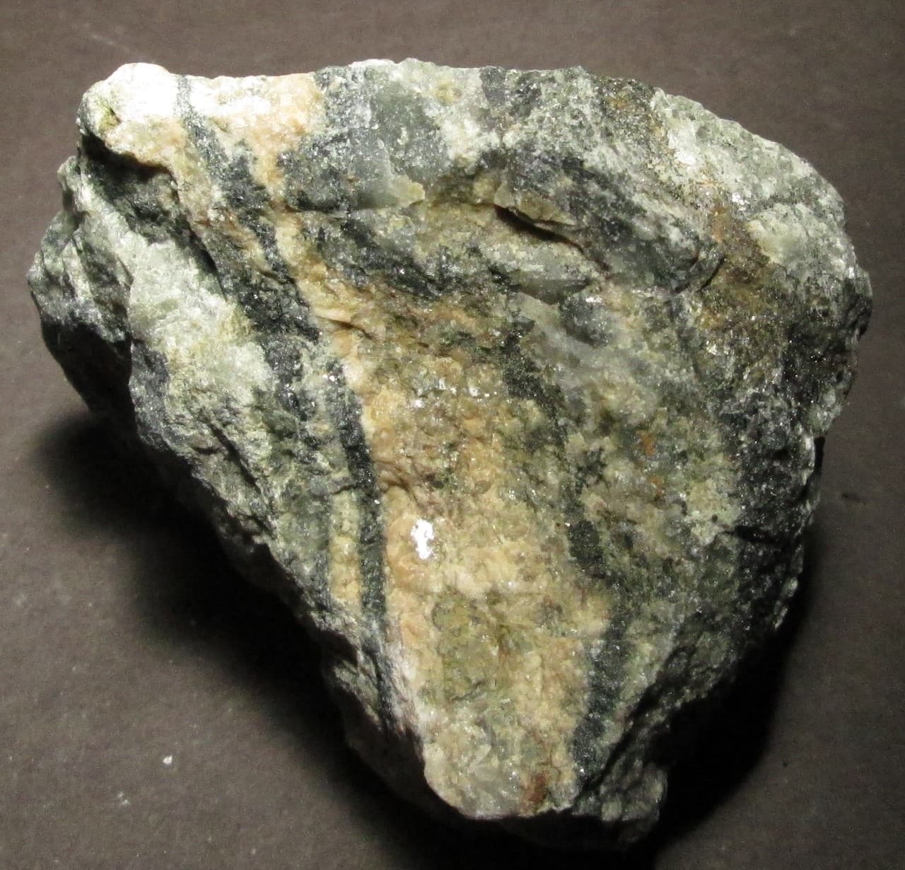 Eucryptite Scheelite Fluorescent Mineral Xianghualing Mine Hunan Province, China 4