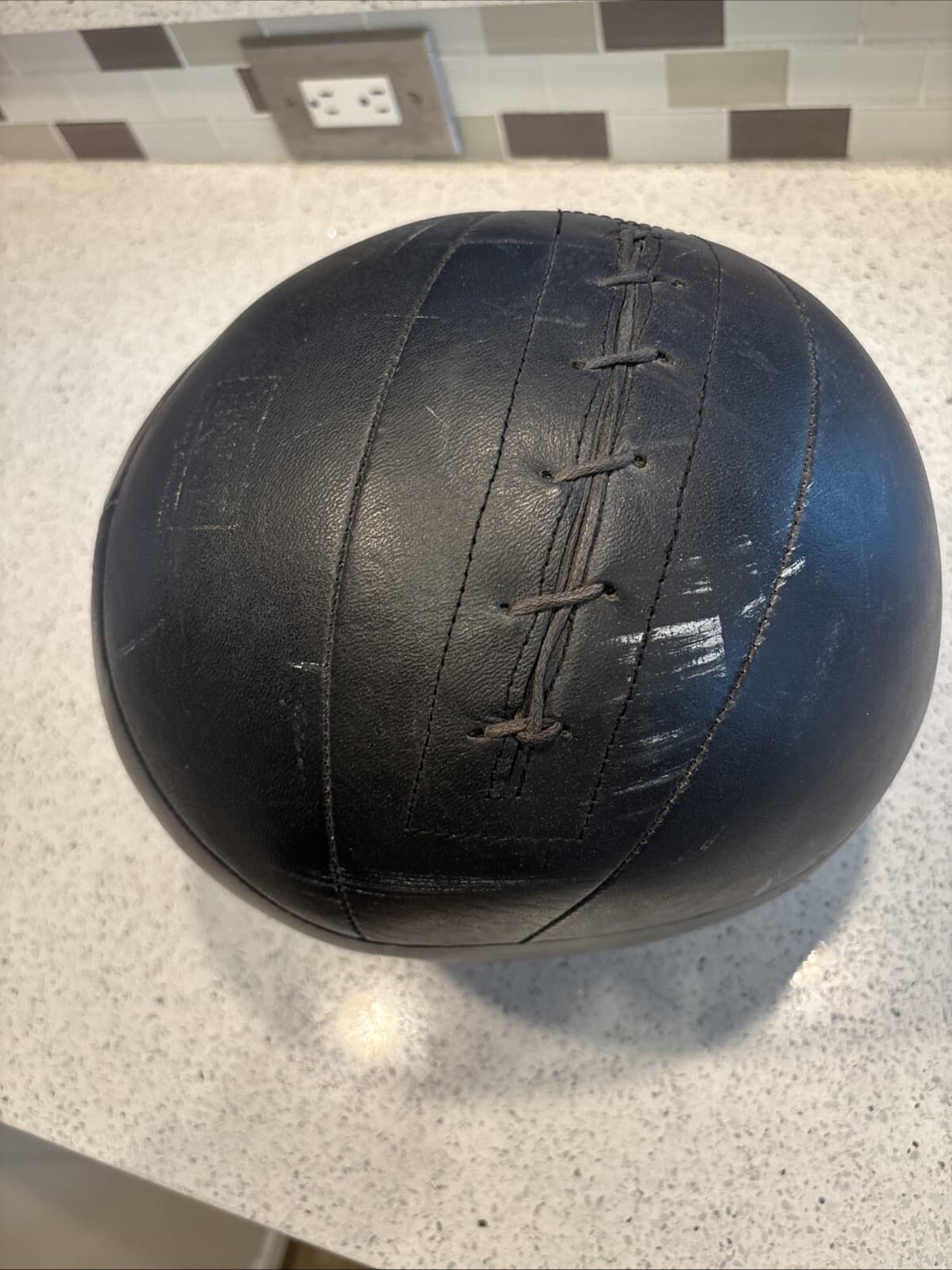 Vintage Everlast Genuine Leather Choice Of Champions Medicine Ball Made In USA 2