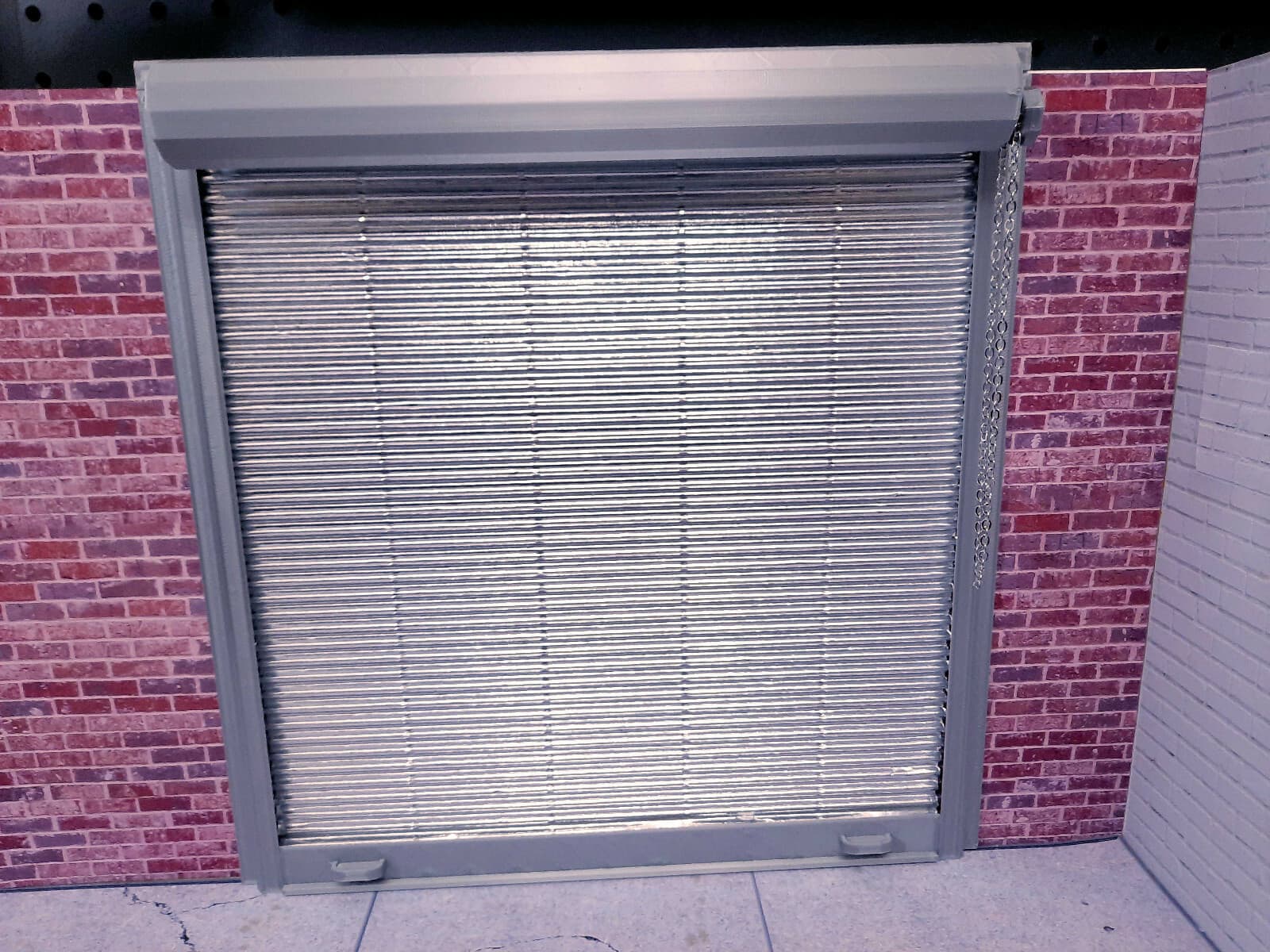 Shop Door Model Prop Kit 1/10 Scale Inside Garage Diorama Dollhouse Accessory