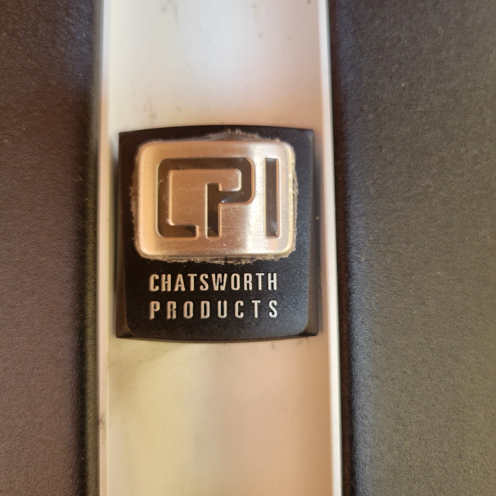 Chatsworth 35521-703 Double-Sided 7'x6"x24.3" Vertical Cable Manager 45U Rack 5