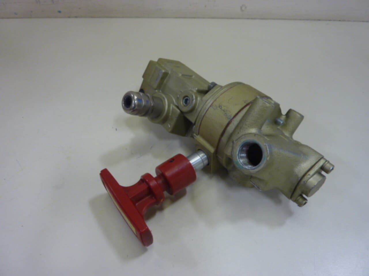 ROSS Solenoid Valve D2773A4082 Used #61508 3