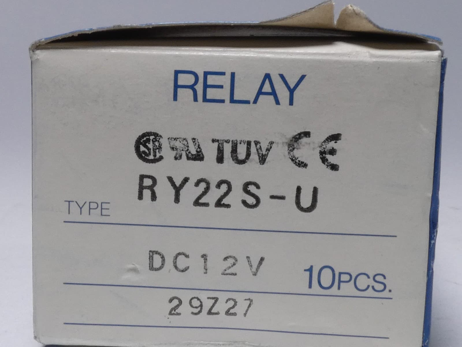 *Box of 10* Idec RY22S-U Relay 12VDC - NEW Surplus! 2