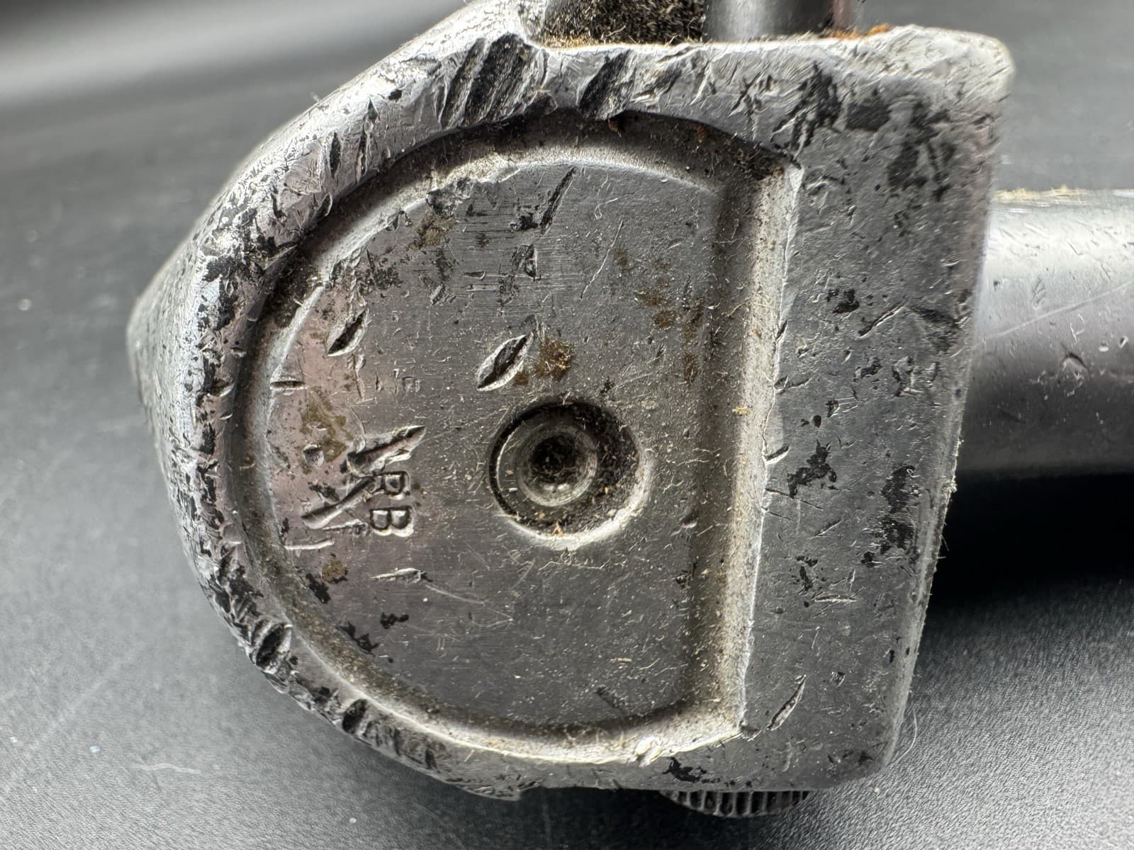 Ingersoll-Rand 3/8 Industrial Pin Nose Air Impact Wrench IR Impact  Reversible 2