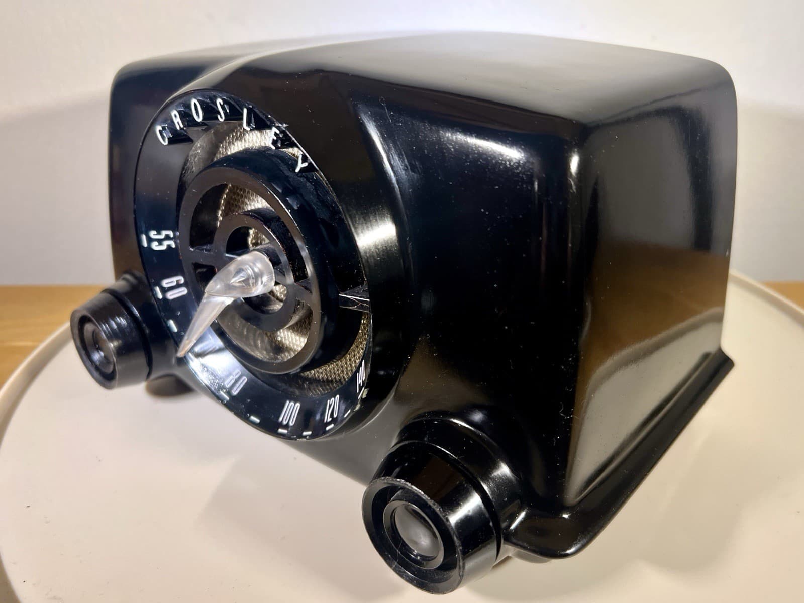 Nice 1951 Crosley 11-104U Dynamic Black Bakelite “Bullseye” Tube Radio No Power 4