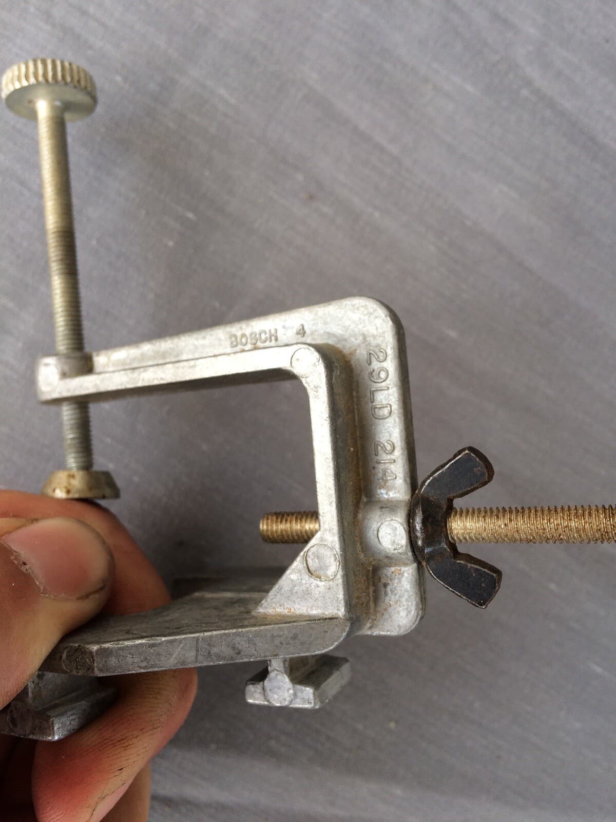 29LD 214 Mystery Bosch Channel Slot Mounted C Clamps Hold Down 3