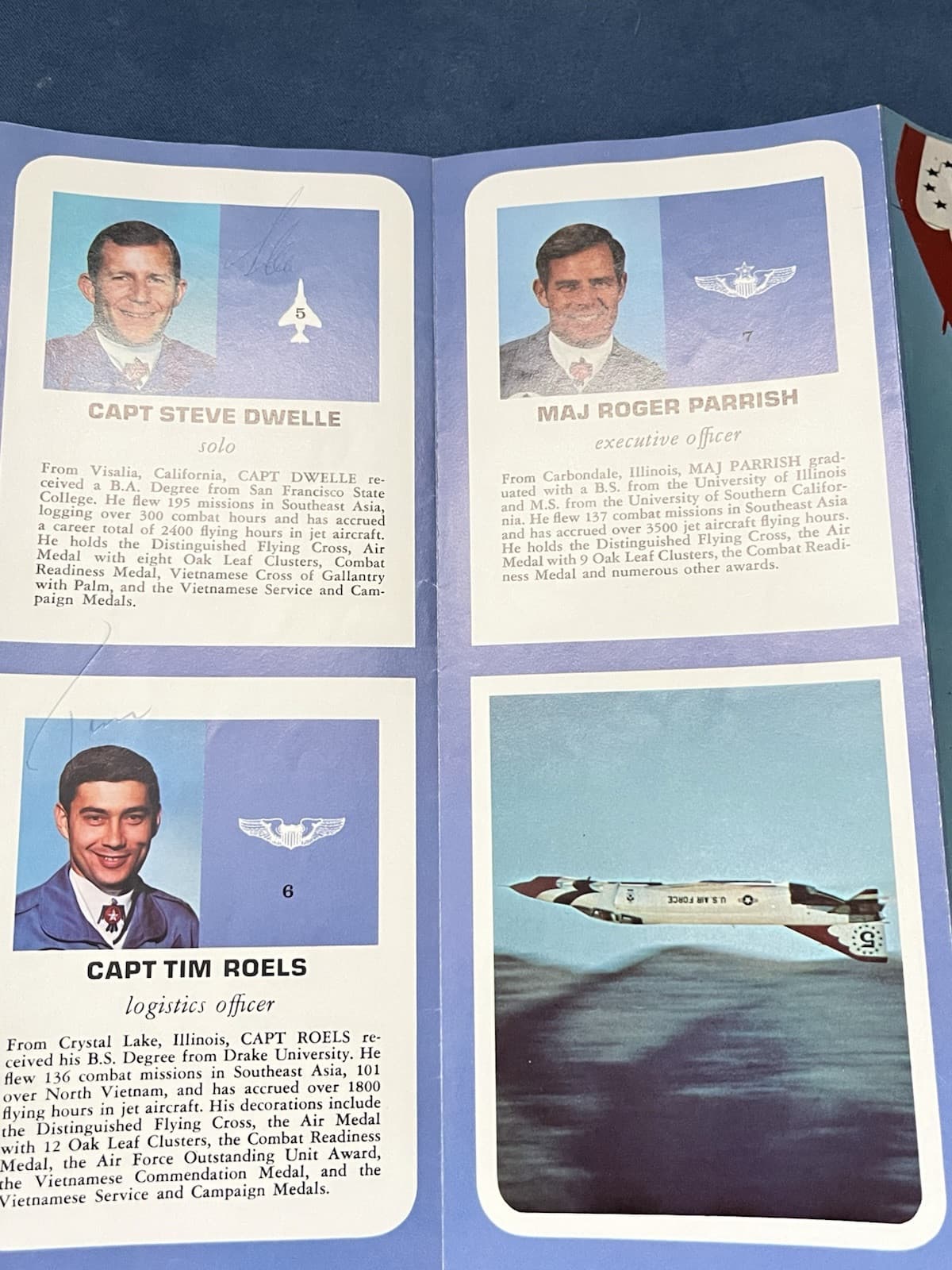 1970s U.S AIR FORCE THUNDERBIRDS Team F-4E Jet Planes SIGNED By 6 Pilots USAF 5
