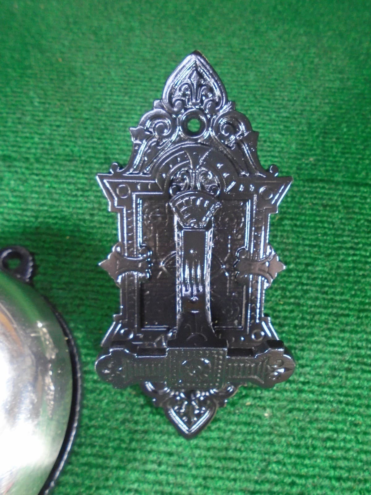 1874 CAST BRASS EASTLAKE VICTORIAN ERA DOOR BELL - BELL WORKS!!  (42092) 4