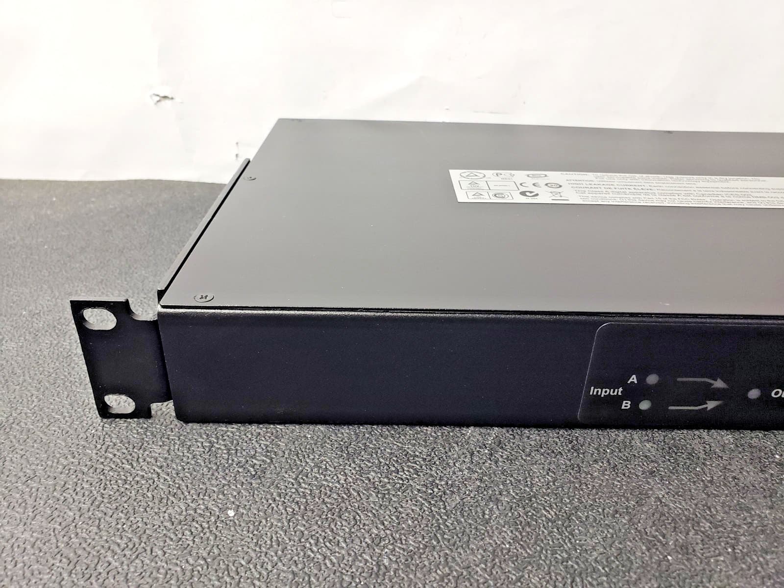 APC AP7723 230V 16A Automatic Transfer Switch 2