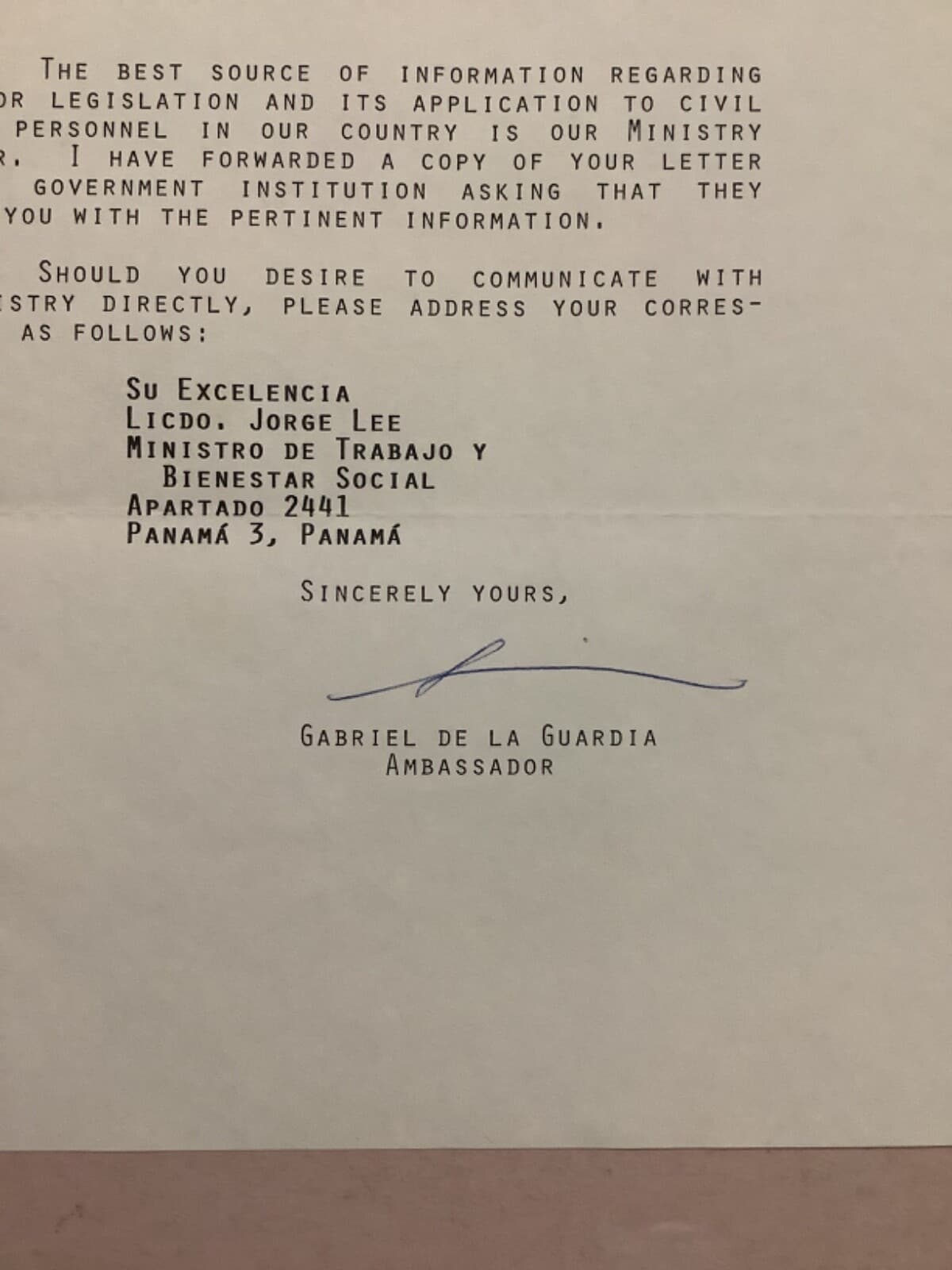1985 Gabriel De La Guardia Embassy of Panama signed typed letter & envelope 3
