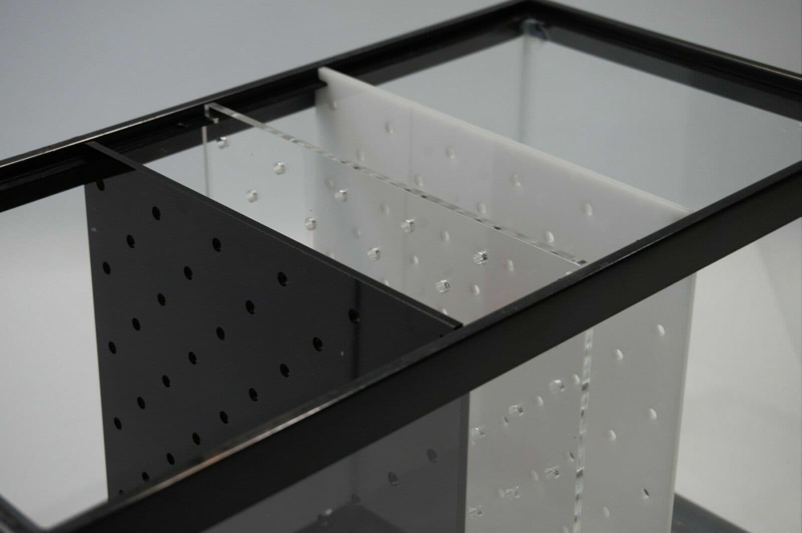 10 Gallon Fish Tank Divider ( No Suction Cups Required) 5