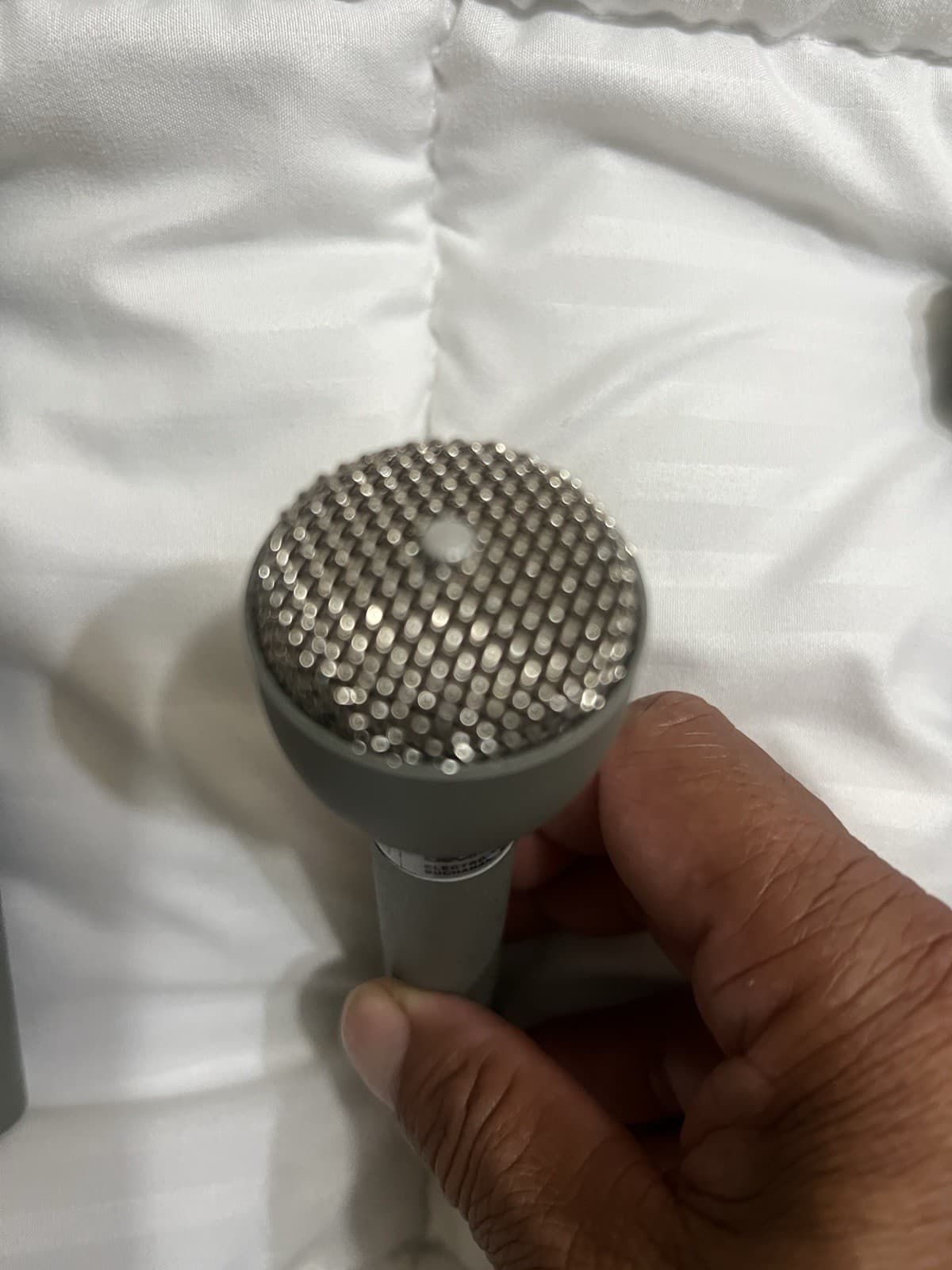 Electro Voice 635A Dynamic Omni-Directional Voice Microphone 3