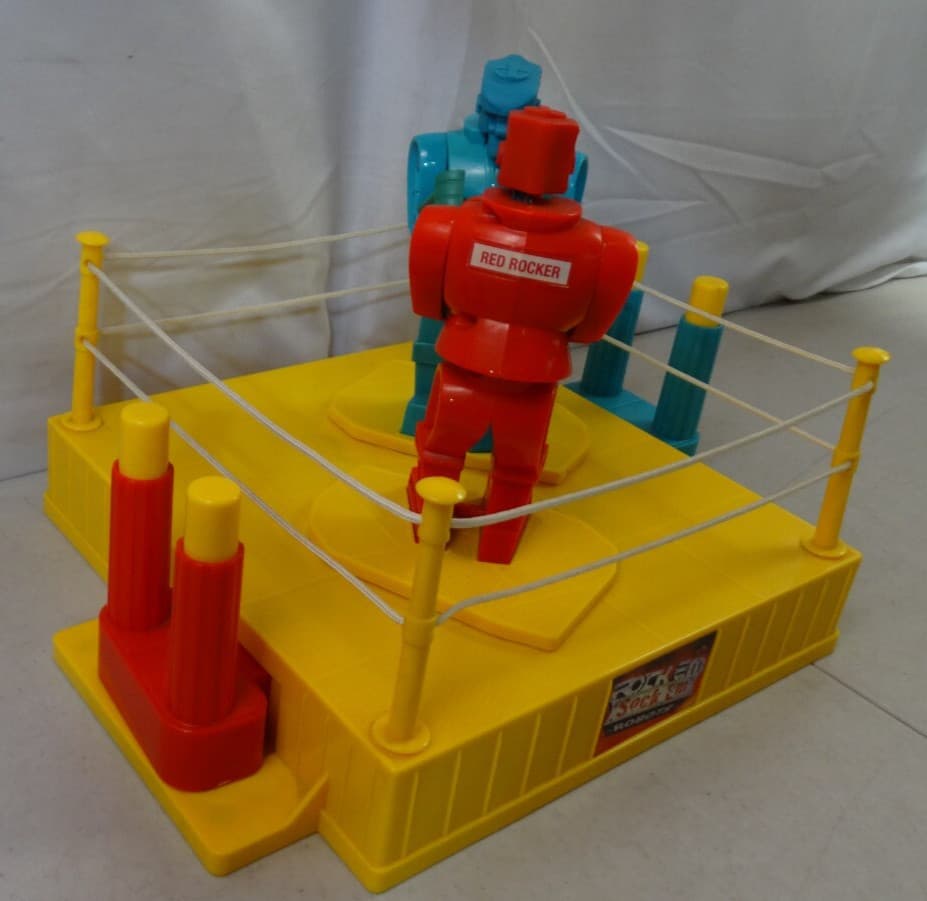 2001 Vintage Rock 'EM Sock 'EM Robots Game Boxing Ring Classic Toy Kids Mattel 6
