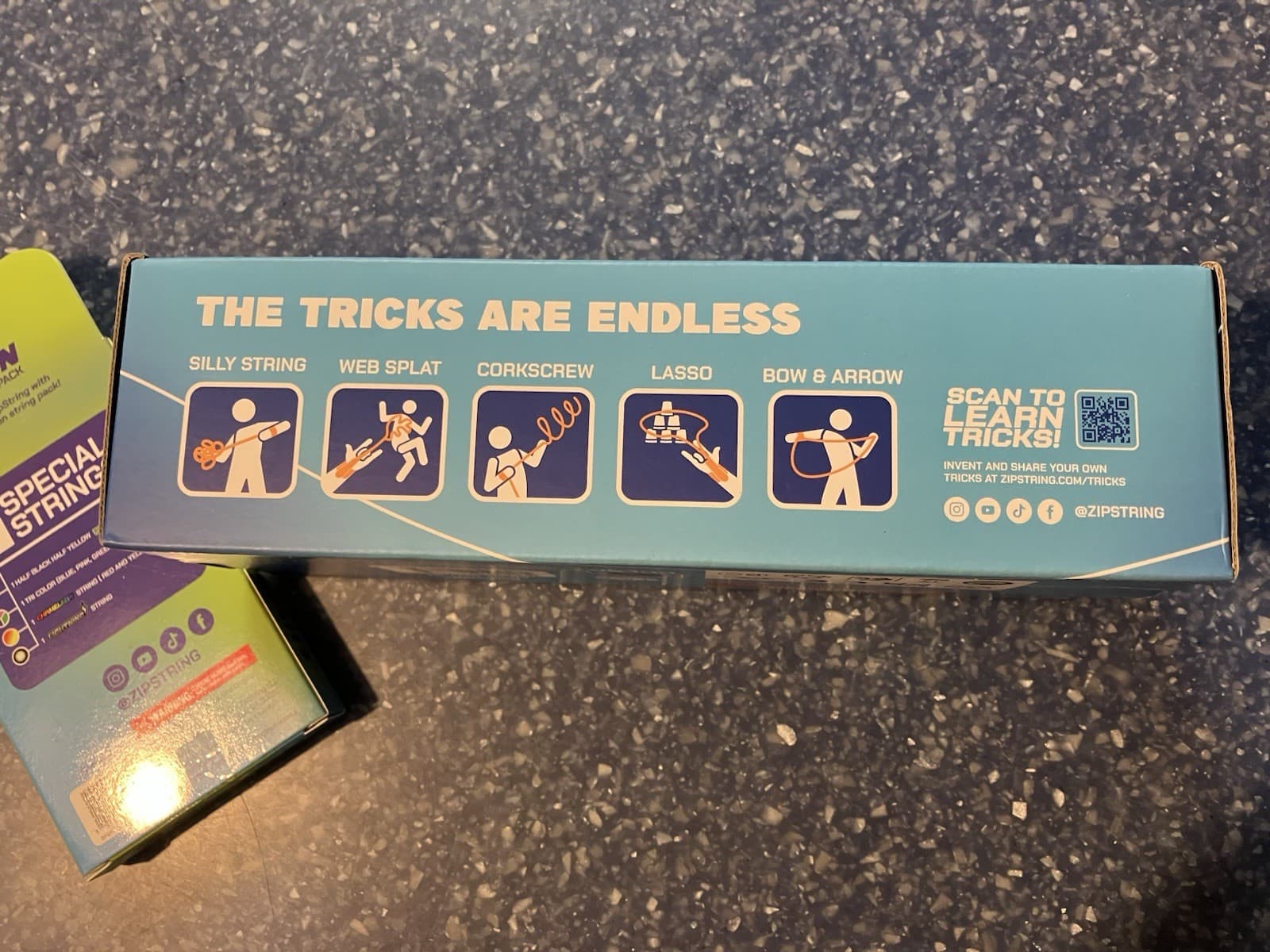 Zipstring Aracna NIB plus bonus string 4