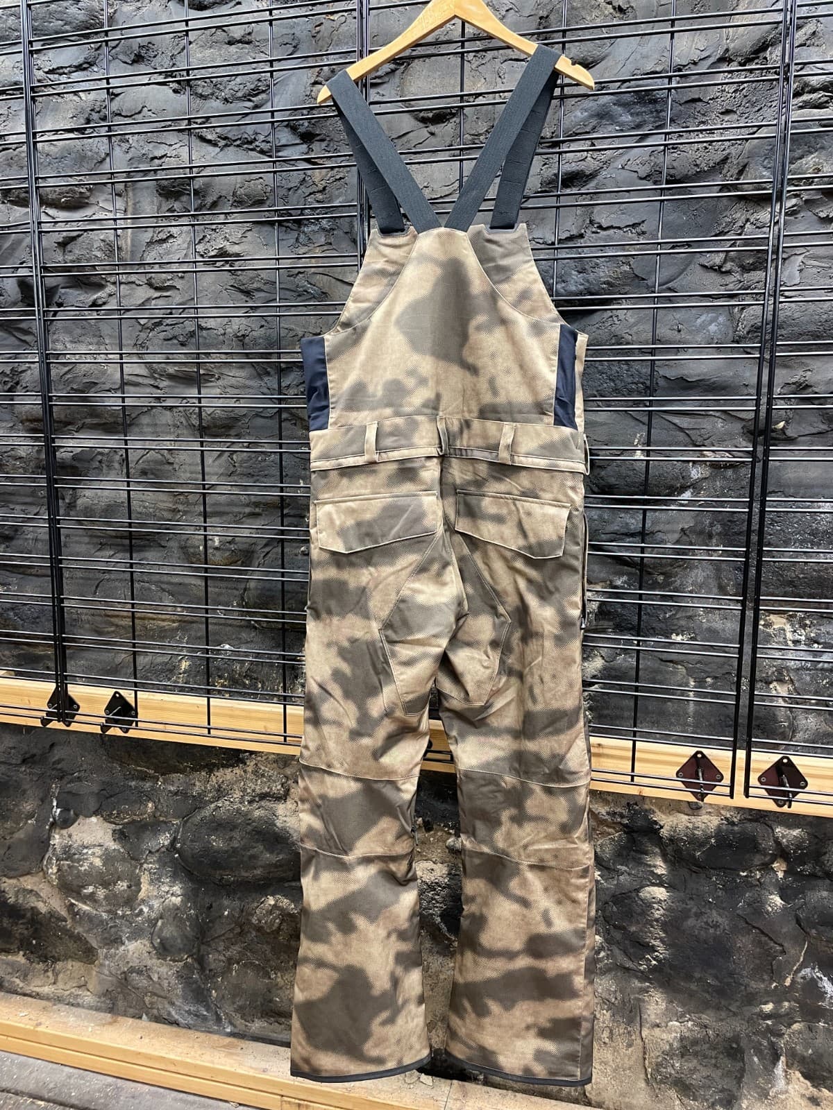 Volcom Mens Roan Bib Overall Camo 2