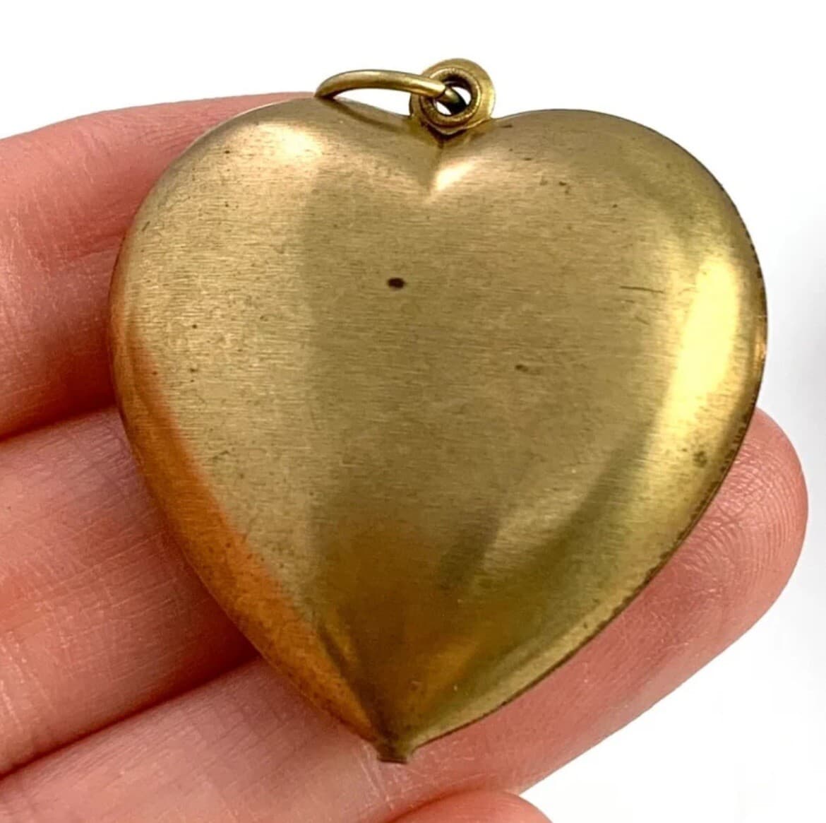 Large Vintage Puffy Heart Charm Necklace Pendant Brass Metal Vintage Jewelry 6