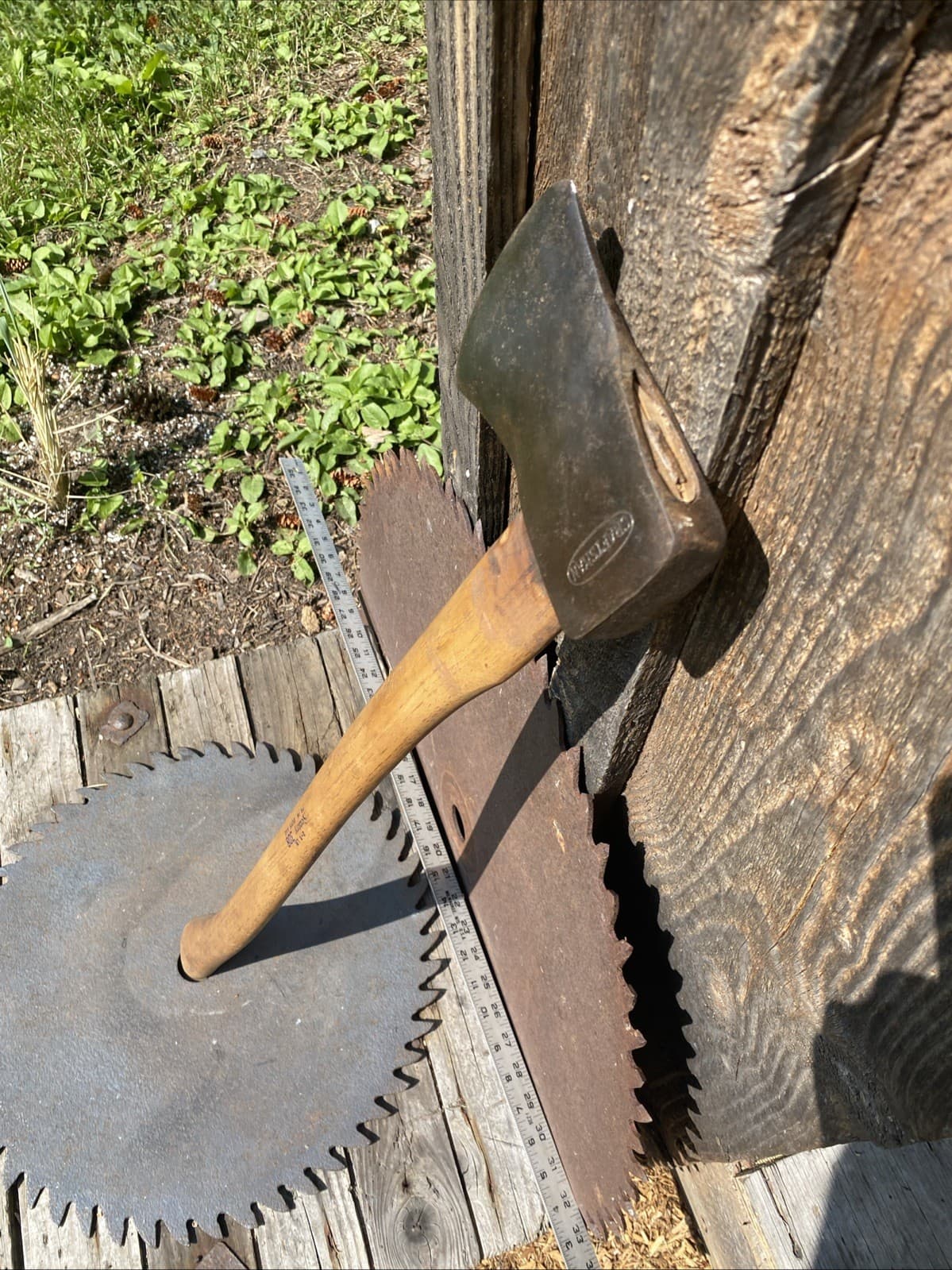 VINTAGE CRAFTSMAN BOYS AXE Oval Logo W /Solid HANDLE - VERY GOOD COND 3 Lb.4oz 2