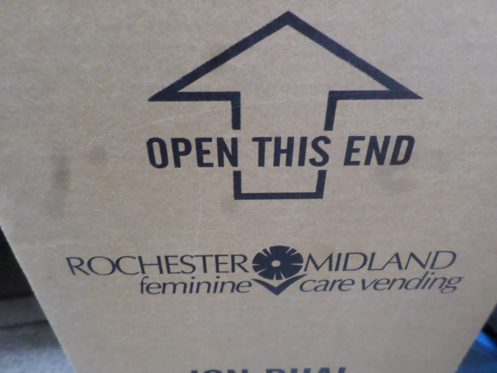 Rochester Midland J6N Dual #4 Stayfree Classic Napkin and Playtex Tampon Vendor 2