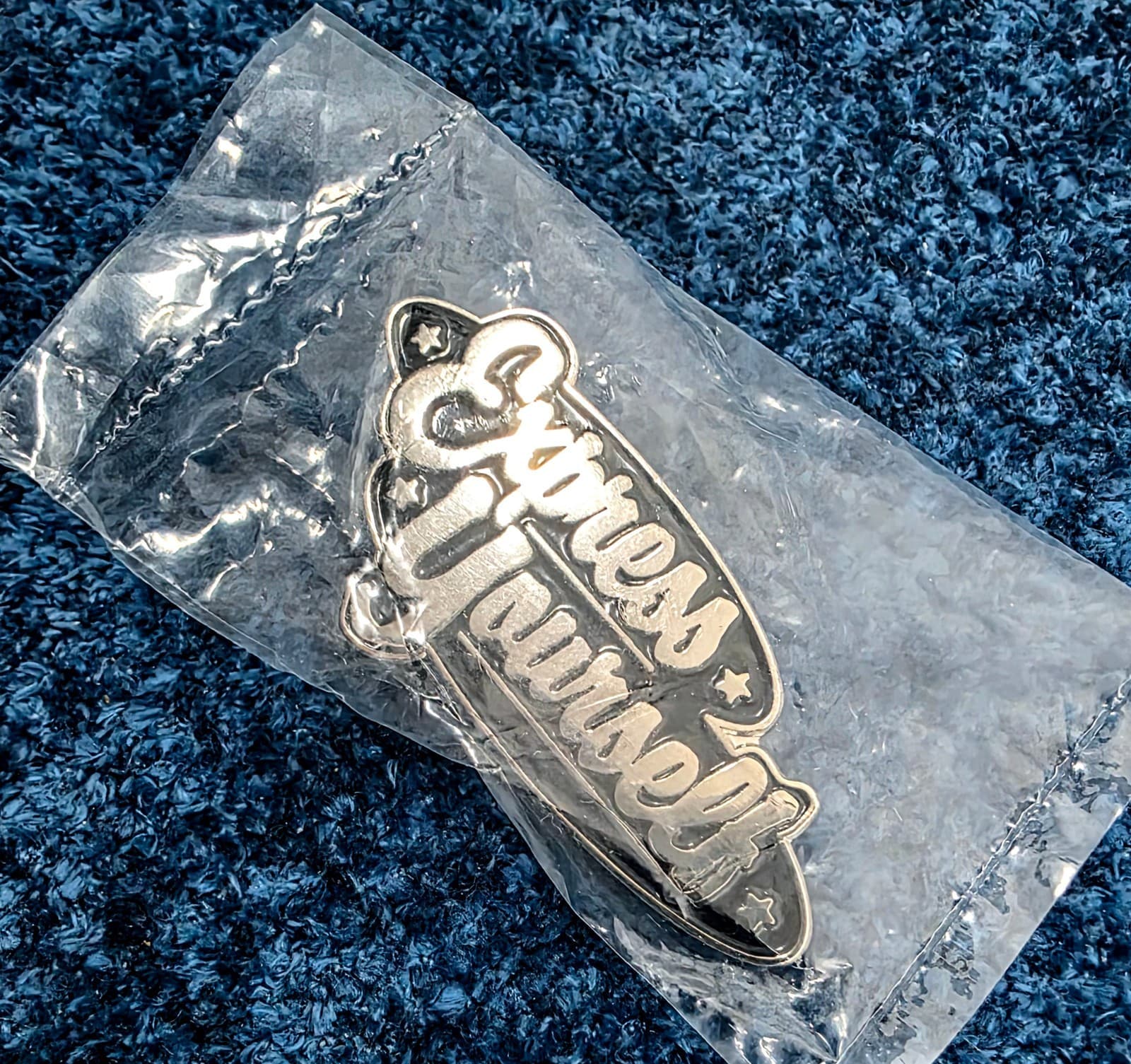 MADONNA SEALED RE-INVENTION TOUR PIN EXPRESS YOURSELF BOY TOY 2004 BADGE 3