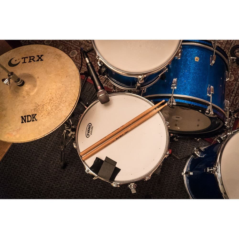 SE Electronics V7-X Dynamic Supercardioid Instrument Microphone 6