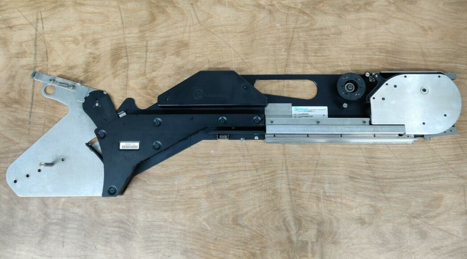 UIC Universal Instruments 24mm Green Precision Pro MultiPitch Feeder 49680603