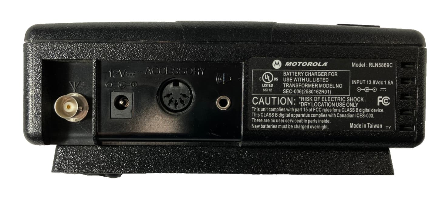 Lot of 4 MOTOROLA MINITOR V PAGER with RLN5869C Amplified Base AS-IS 6