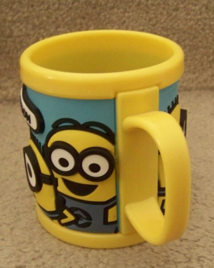 Despicable Me Minion Mayhem plastic mug cup 3D PVC? 2