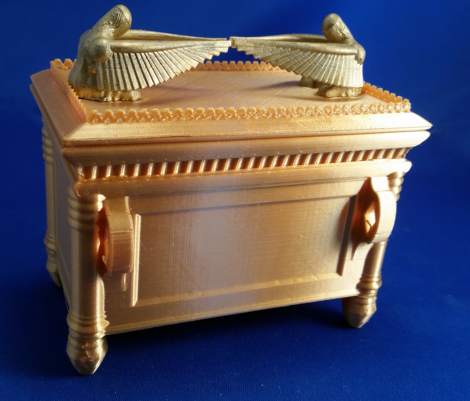 Ark of the Covenant Model - With Contents! 2