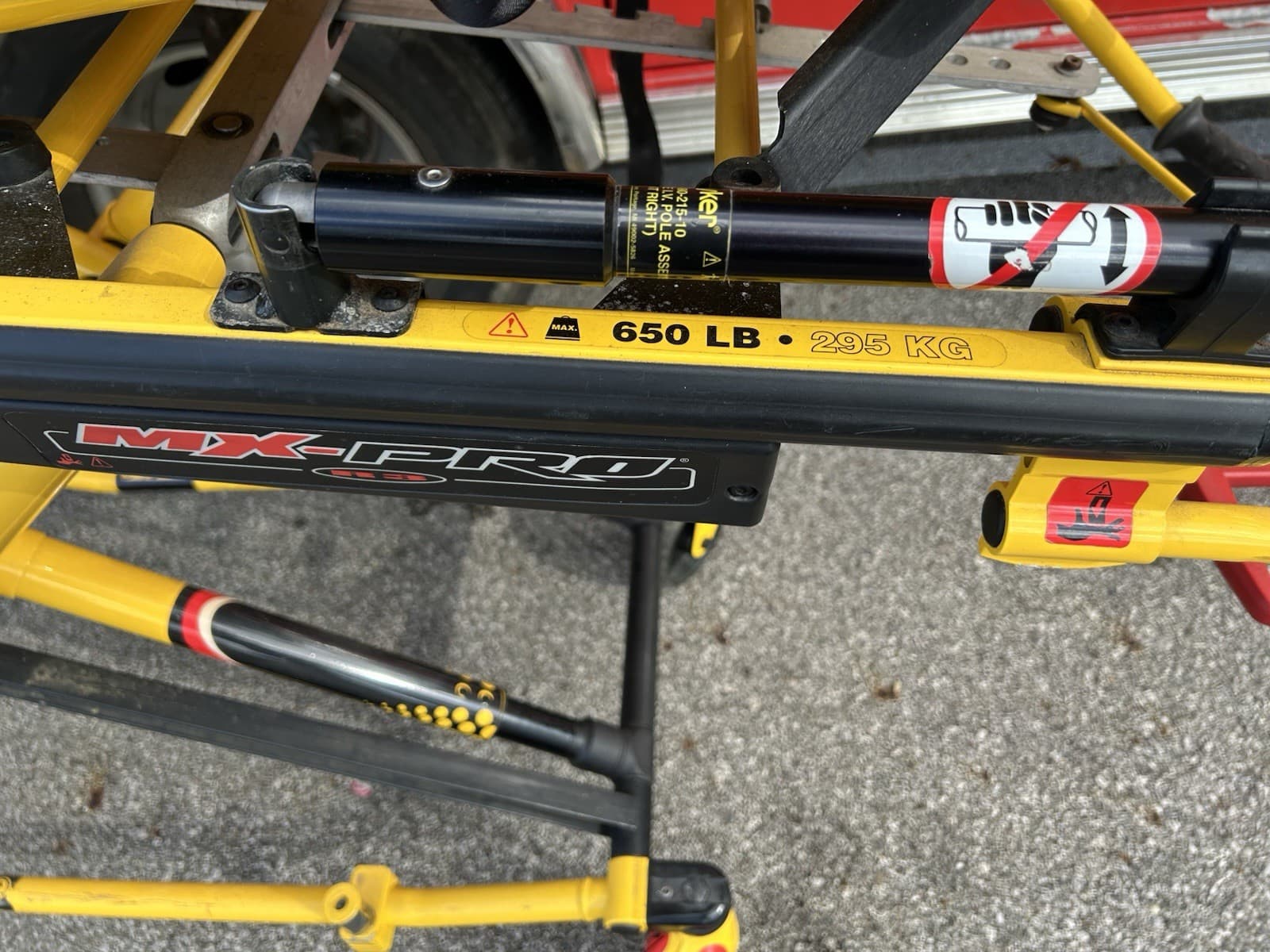 Stryker MX-PRO R3 Rugged Ambulance Cot Stretcher (6082) 2