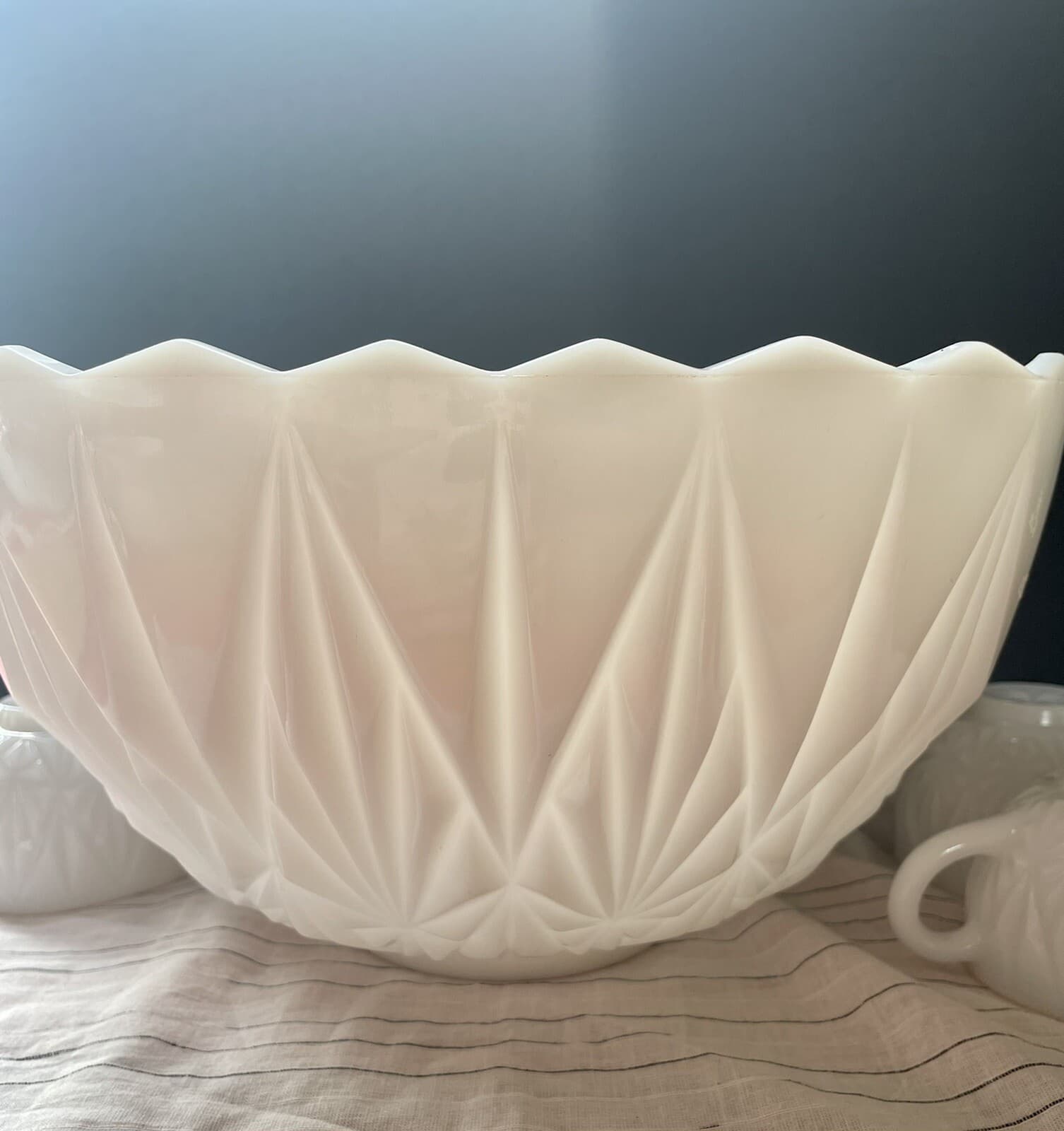 Vintage Hazel Atlas Williamsport Milk Glass Punch Bowl w/11 glasses 2