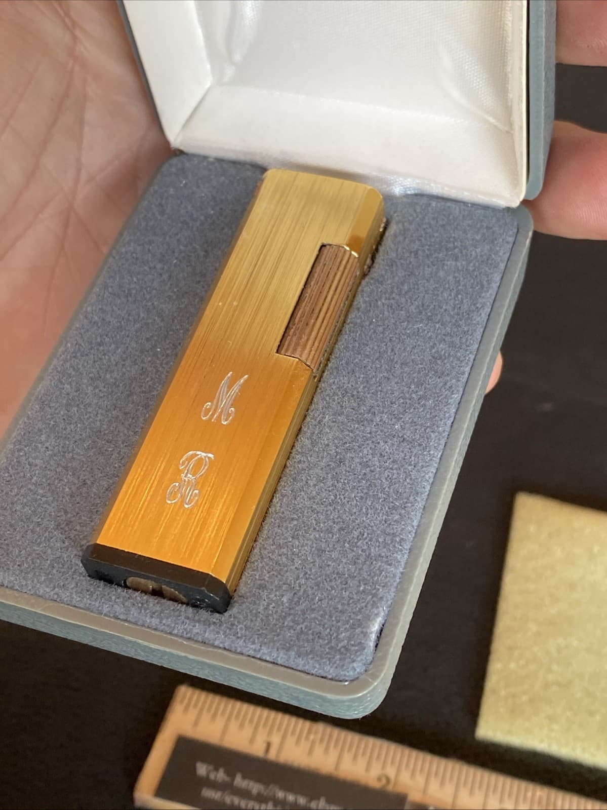 Vtg Colibri Flint Side Roller Wheel Lighter Brushed Good Tone Finish w/ MONOGRAM 4