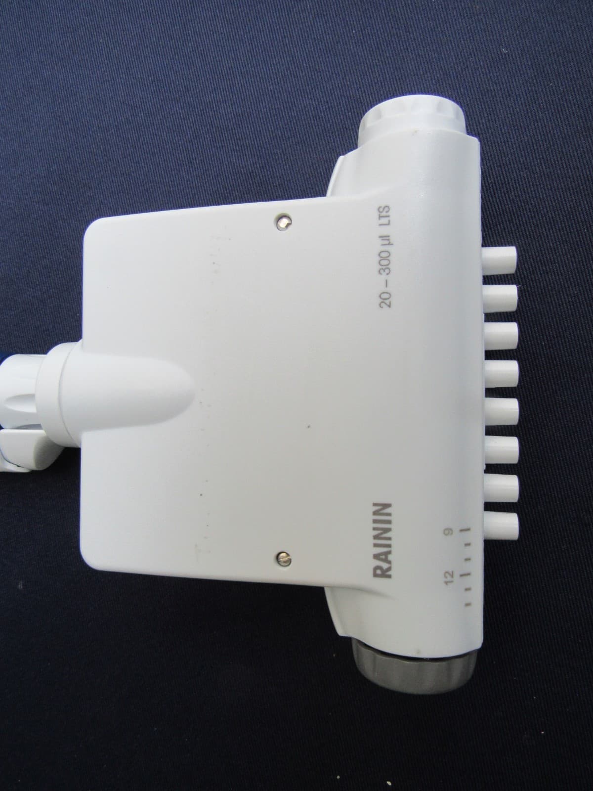 Rainin E4 XLS  electronic pipette 20-300uL LTS 8 channel adjustable width 5