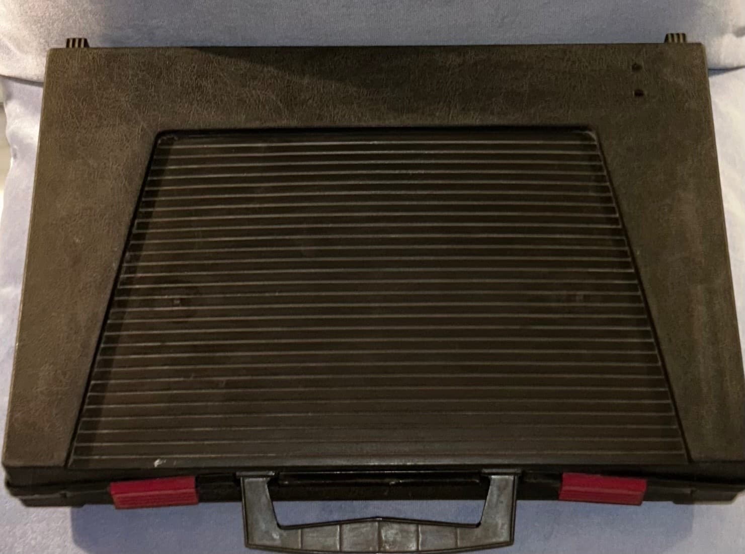 MULTIPLE TOYMAKERS  JAMES BOND  ASSAULT RAIDER KIT  BRIEFCASE  BARK  1960S 2