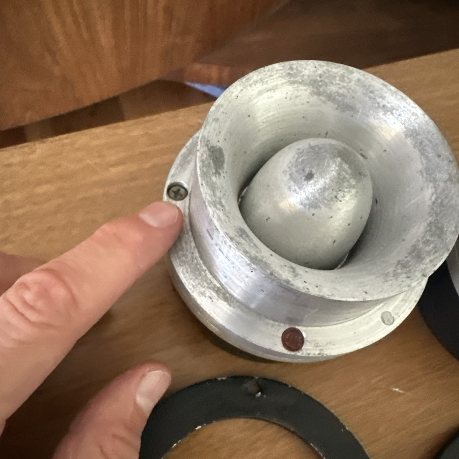 Vintage Pair of JBL 075  16 Ohms Bullet Tweeters : S/N 47322 40324 3