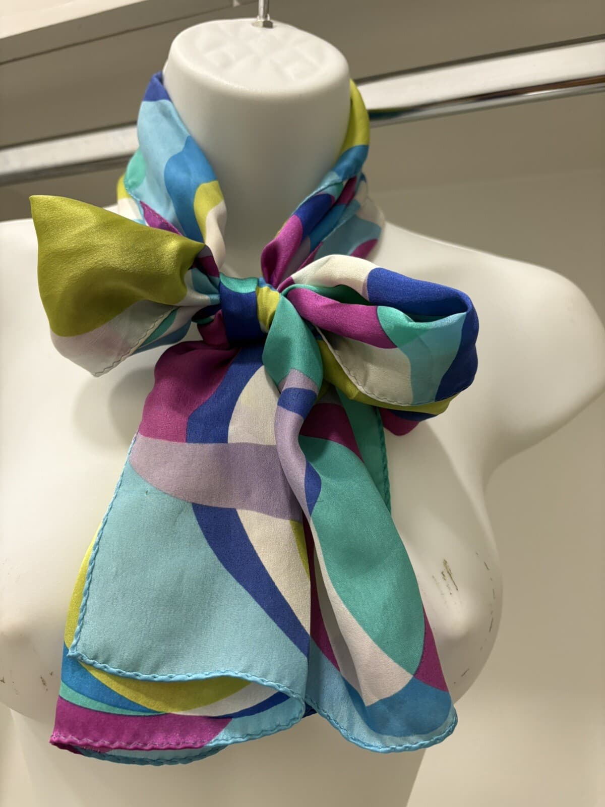 Ecco Silk Scarf Multi Color Geometric Pattern 100% Versatile Rectangular 4