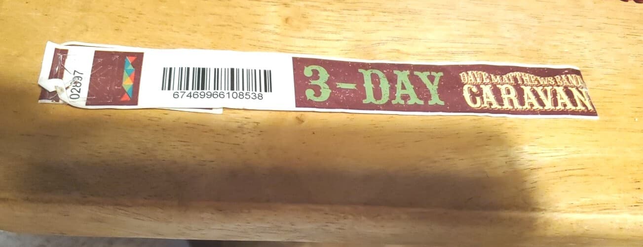 DMB DAVE MATTHEWS BAND CARAVAN 2011 CONCERT USED 3-DAY CUT WRISTBAND BADER FIELD 2