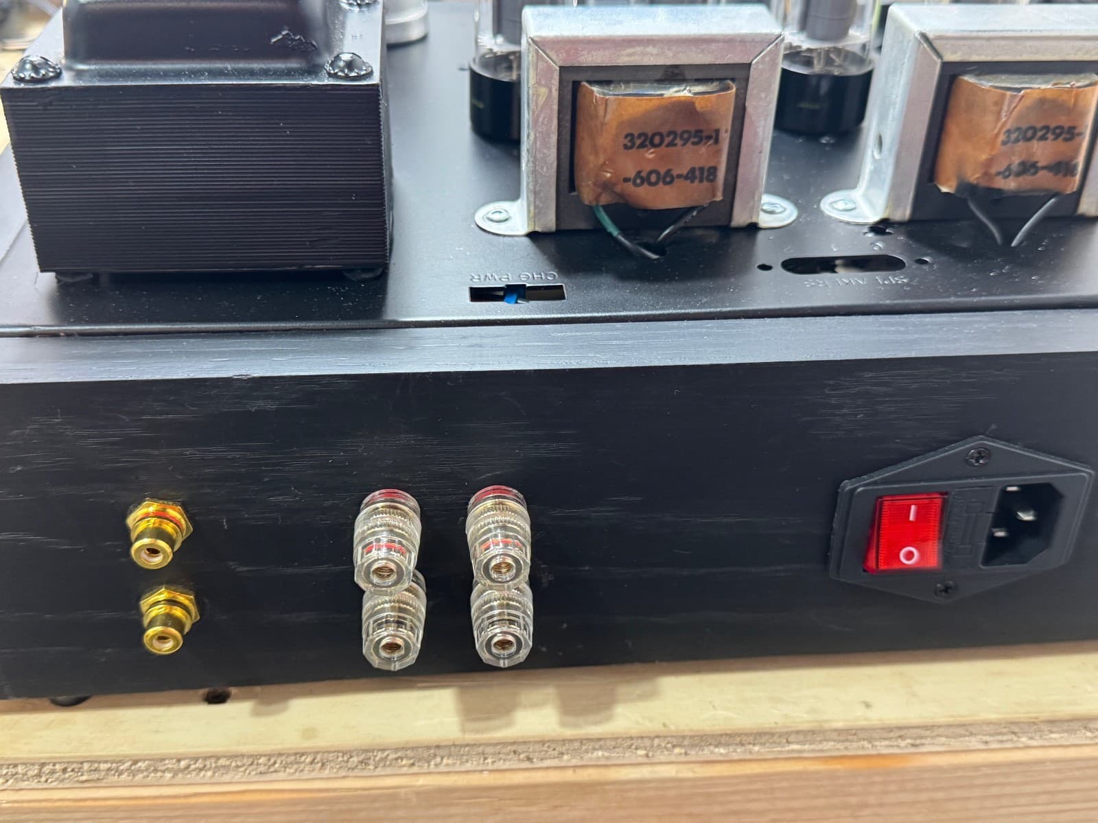 Magnavox Stereo Tube Amplifier Model 8802 6