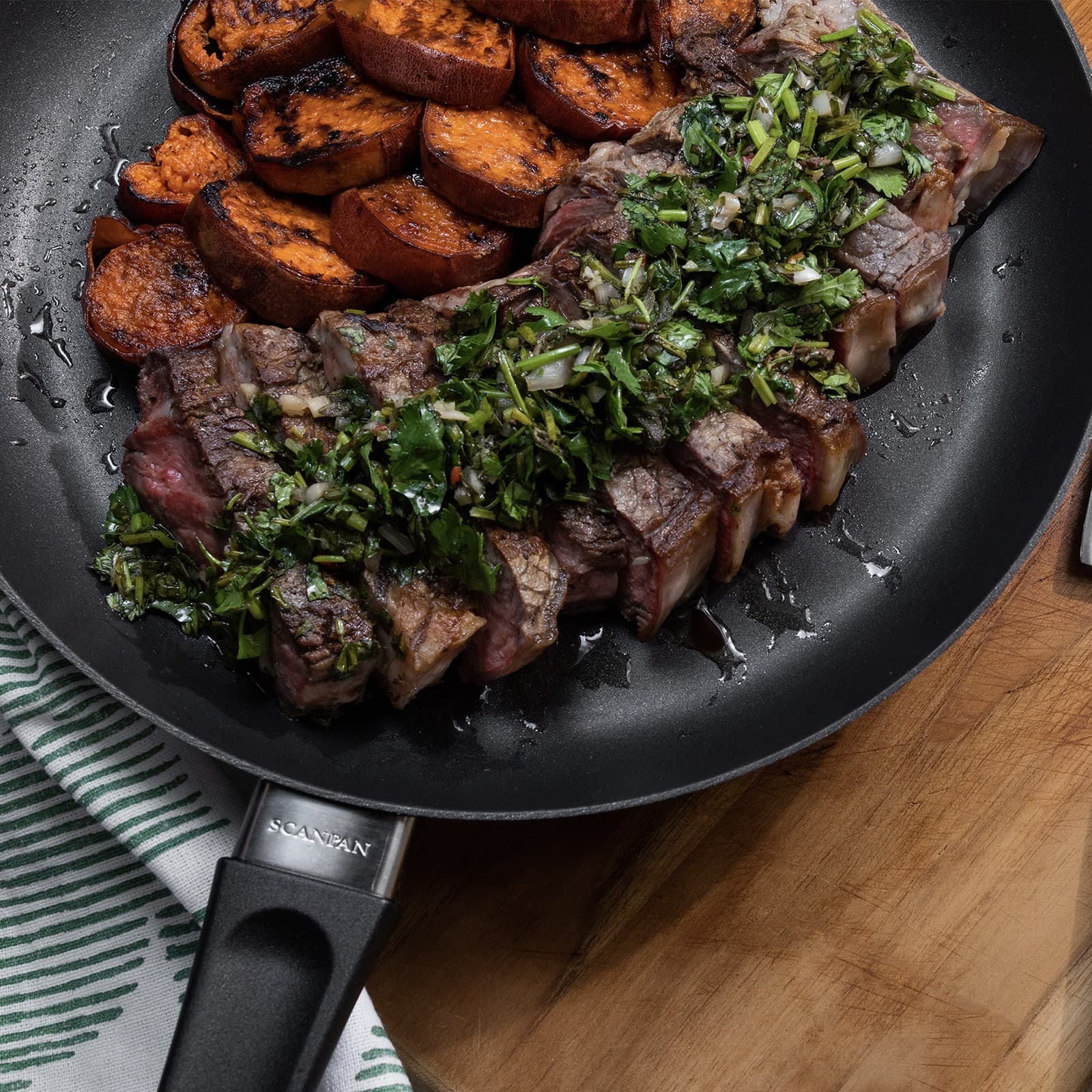 Scanpan Classic 2 Piece Fry Pan Set, 8" & 10.25", Nonstick 5