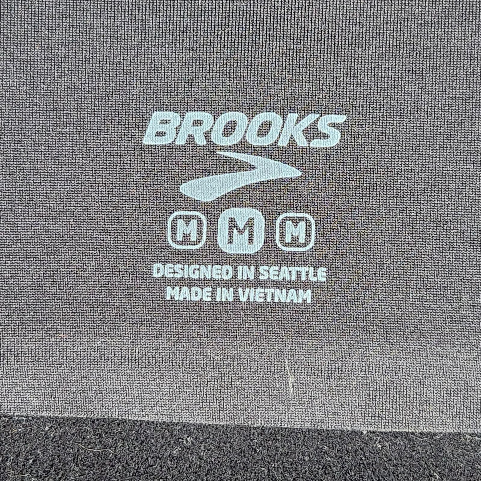 Brooks Shield Hybrid Jacket Mens Medium Insulated Quilted Sleeve Stretch 211300 5