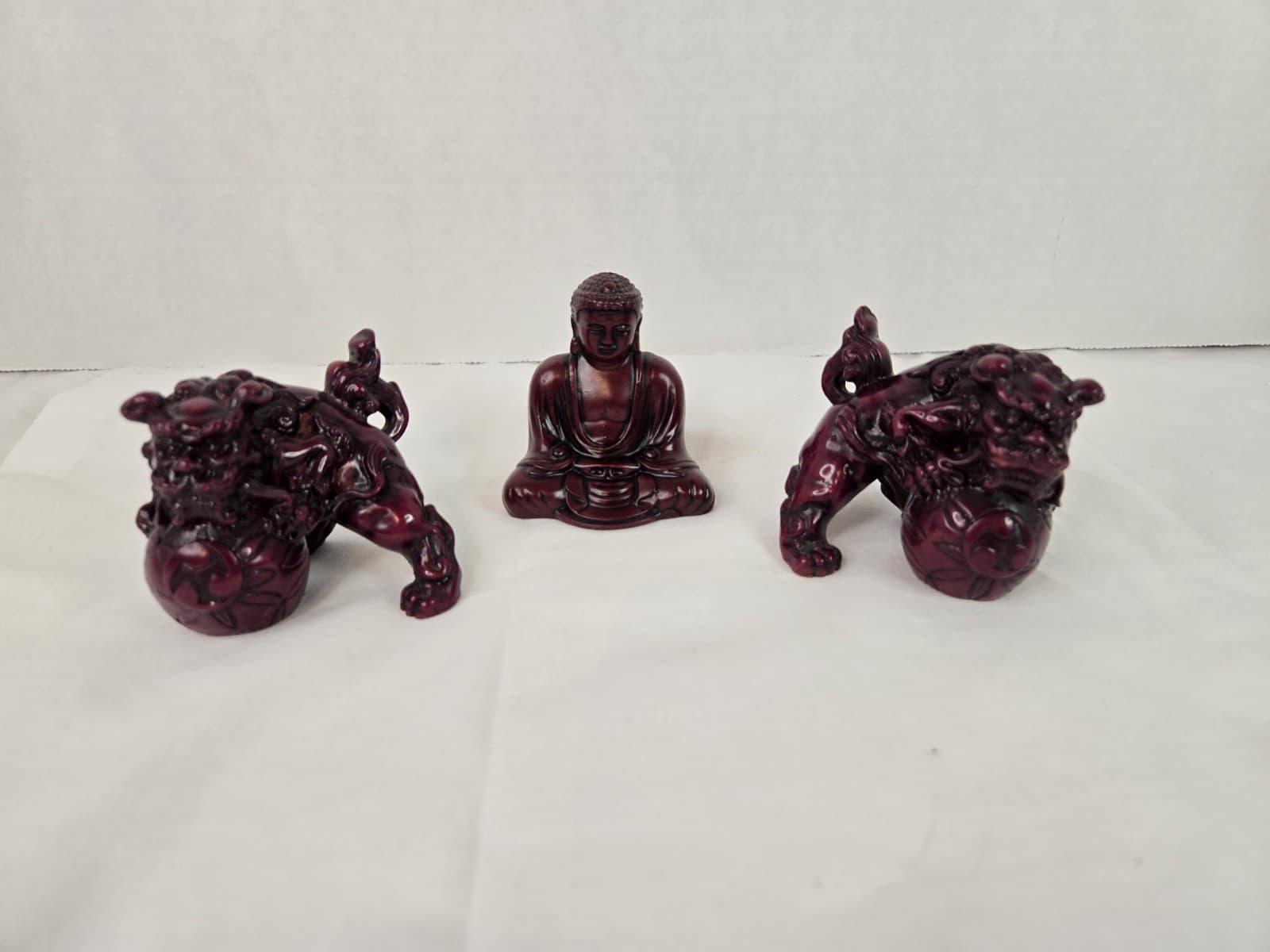 Chinese Foo Lion Dogs Red Resin Statues Set Of 2 5.5” x 4.5” Carved & Buddha 2
