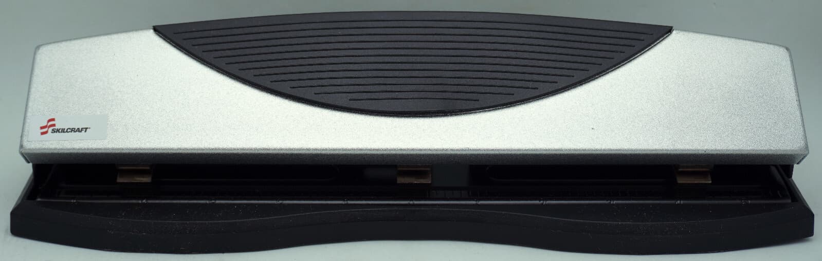 Skilcraft  Medium Duty Adjustable Three Hole Punch 3-Hole Punch NEW 2