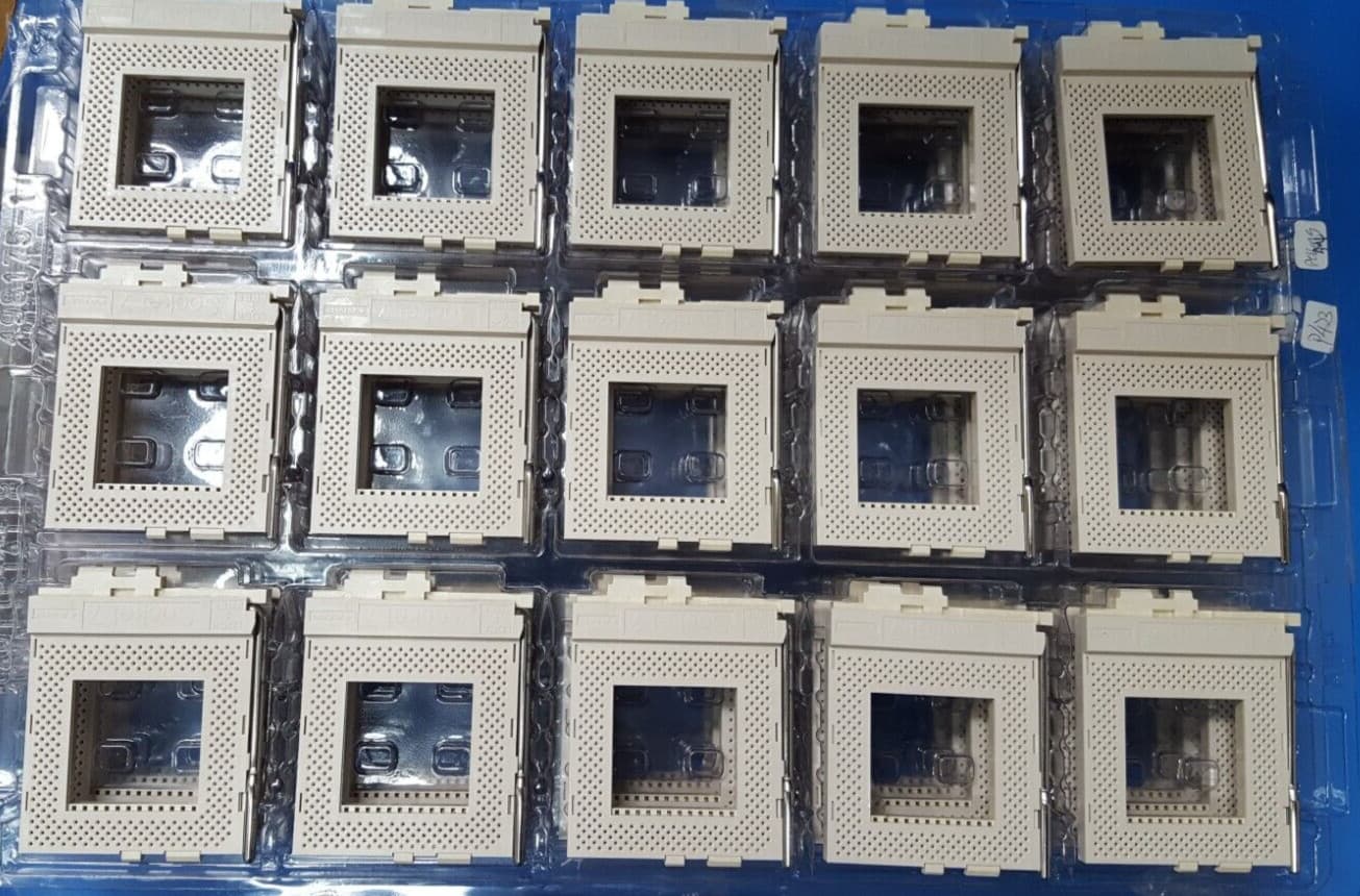 IC Socket , 916657-3 , AMP, 321 (19 x 19) Pos PGA, Socket 7,  Through Hole 3