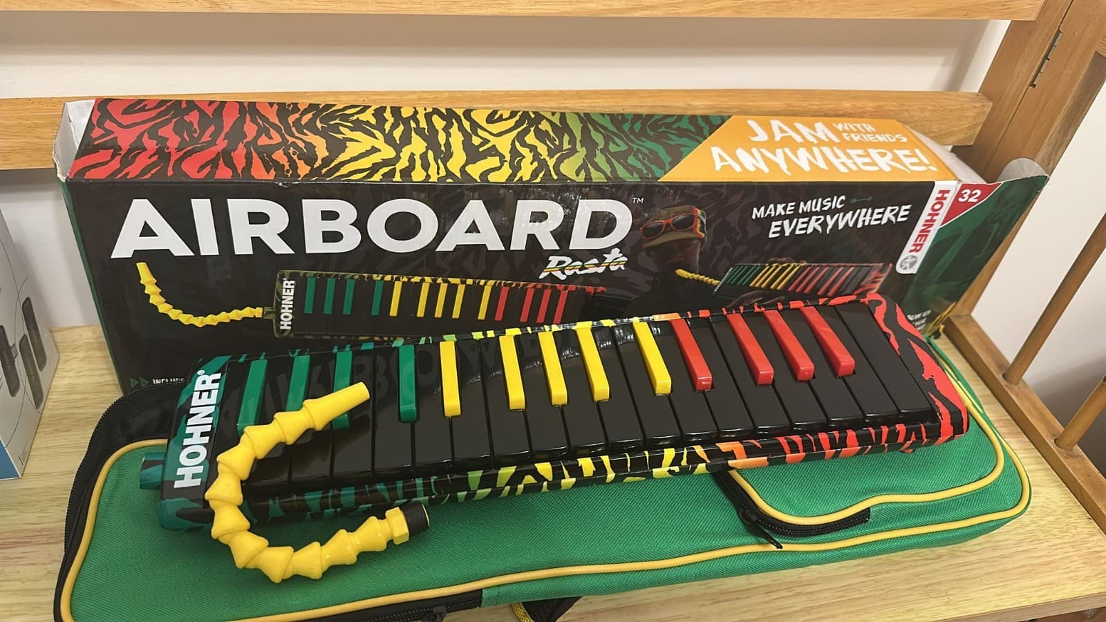 Hohner AirBoard 32-Key Melodica - Rasta Print - AB32-RASTA