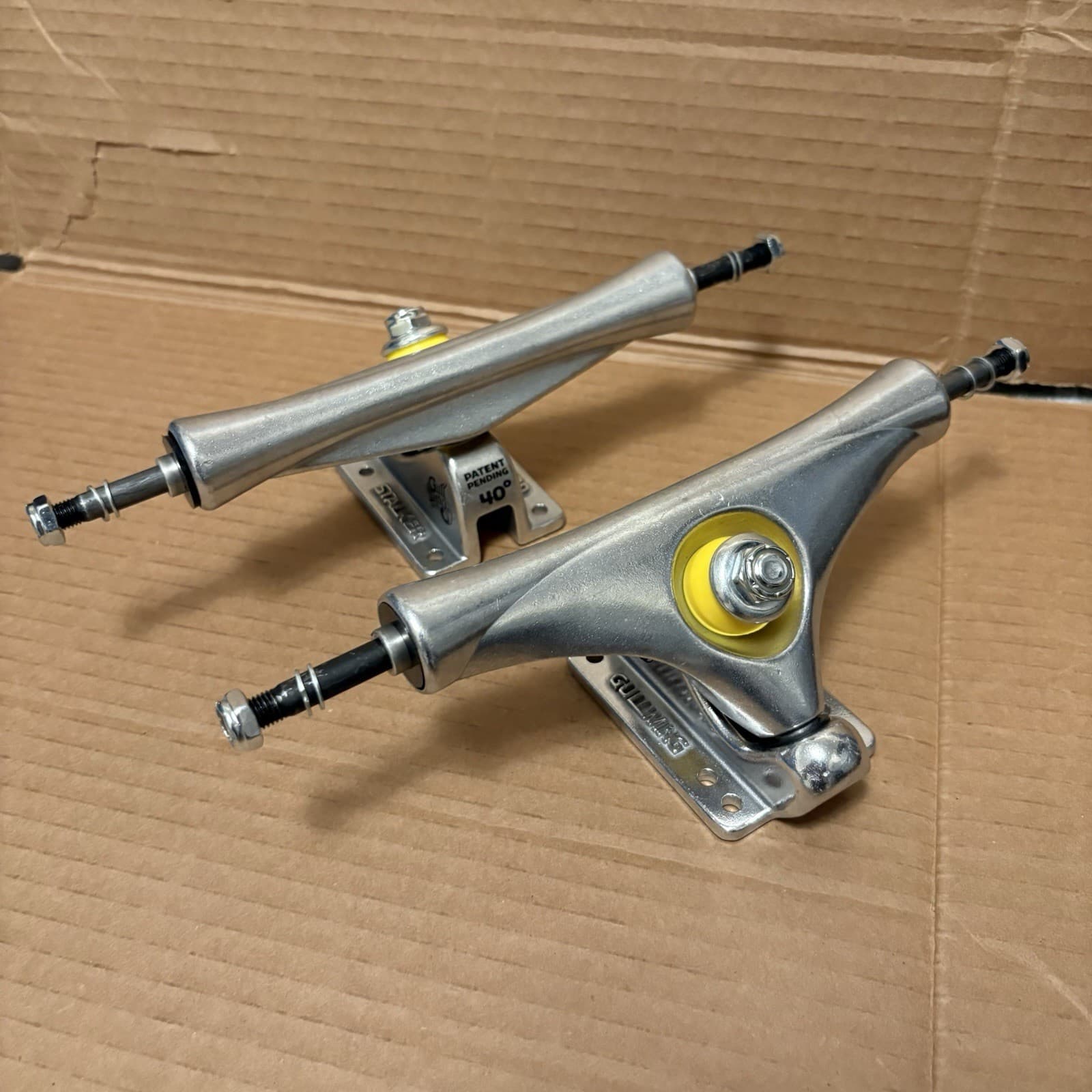 Gullwing Stalker 40 Degree 10” Longboard Trucks 3