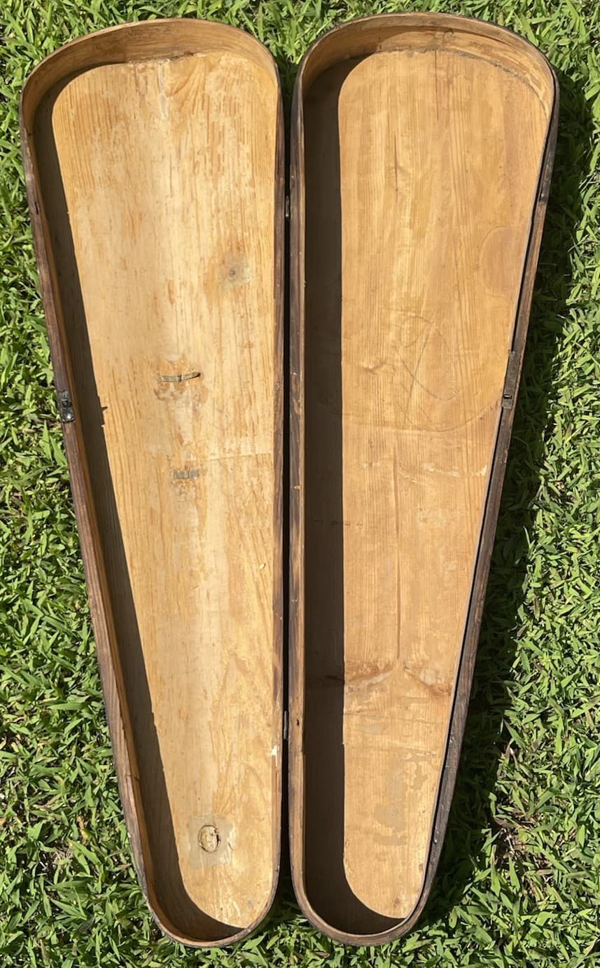 Beautiful 19th Century Violin Case With Banded Veneer. Original Hardware. 6
